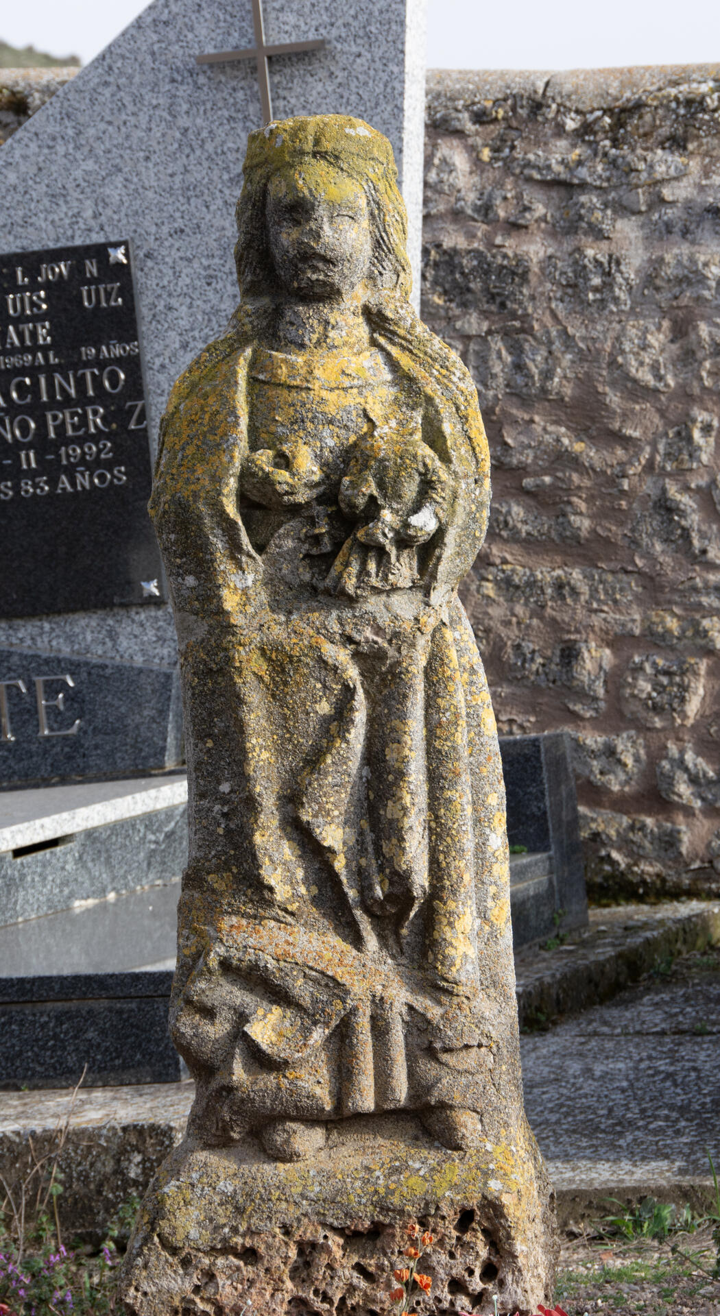 Virgen protectora de Ánimas